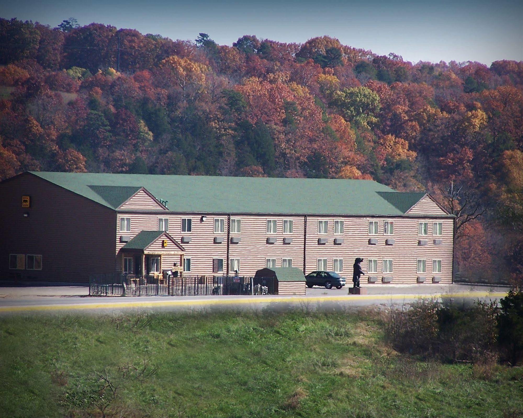 Booneslick Lodge - Jane Екстериор снимка